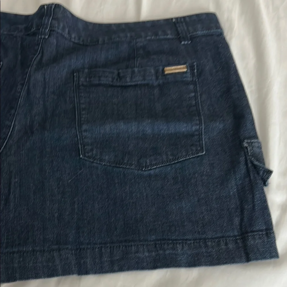 White House Black Market Blue Cargo Shorts - Picture 8 of 12